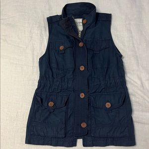 LIKE NEW A&F cargo vest